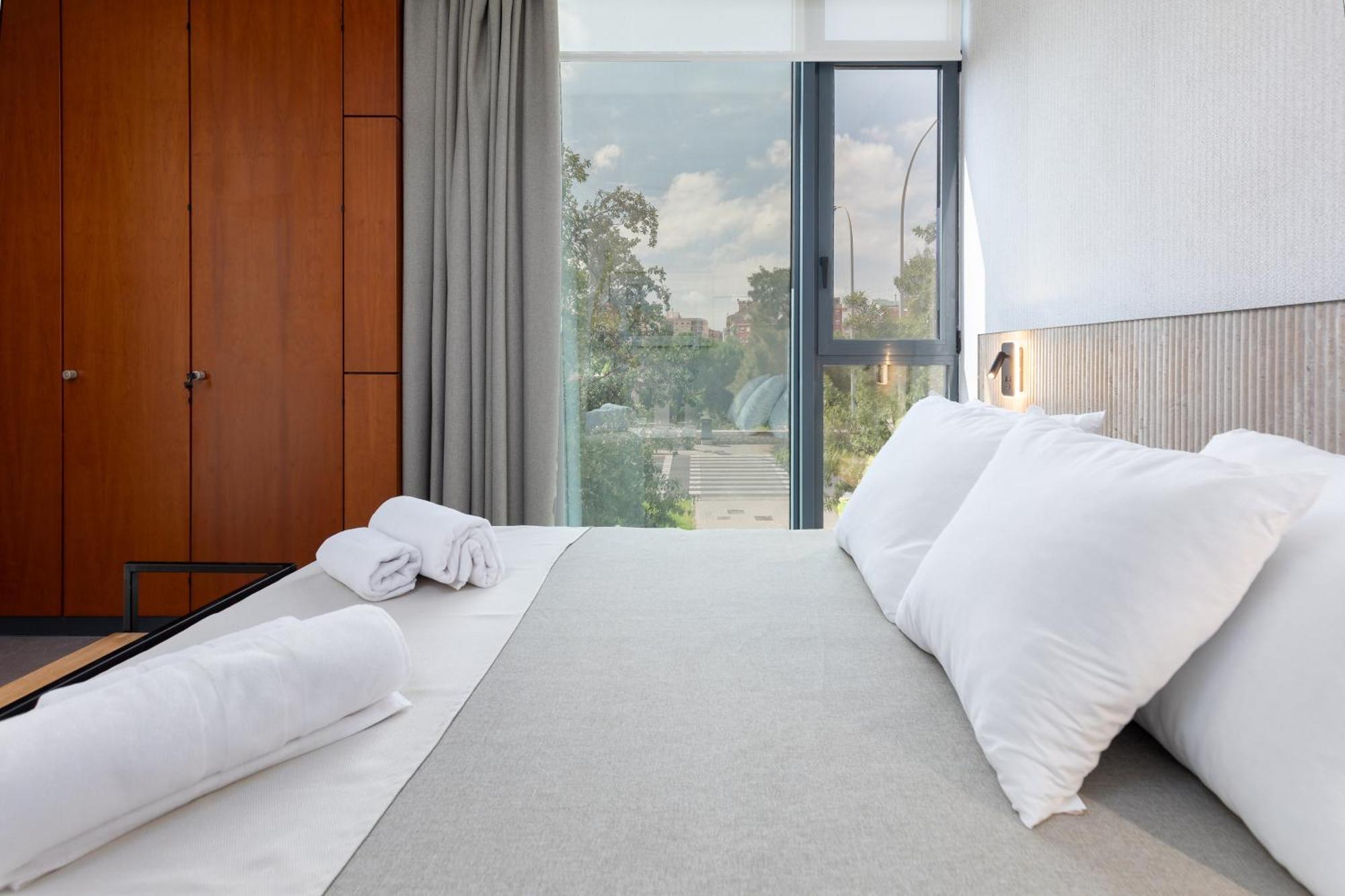 ולנסיה Calatrava By Alma Suites מראה חיצוני תמונה